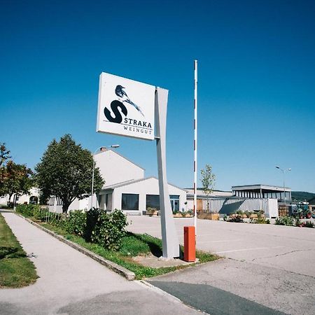 Appartamento Weingut Straka Rechnitz Esterno foto